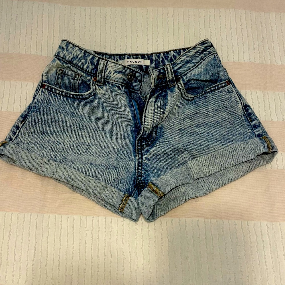 Pacsun shorts size 22-23. The are like one teaspoons! Super high quality!